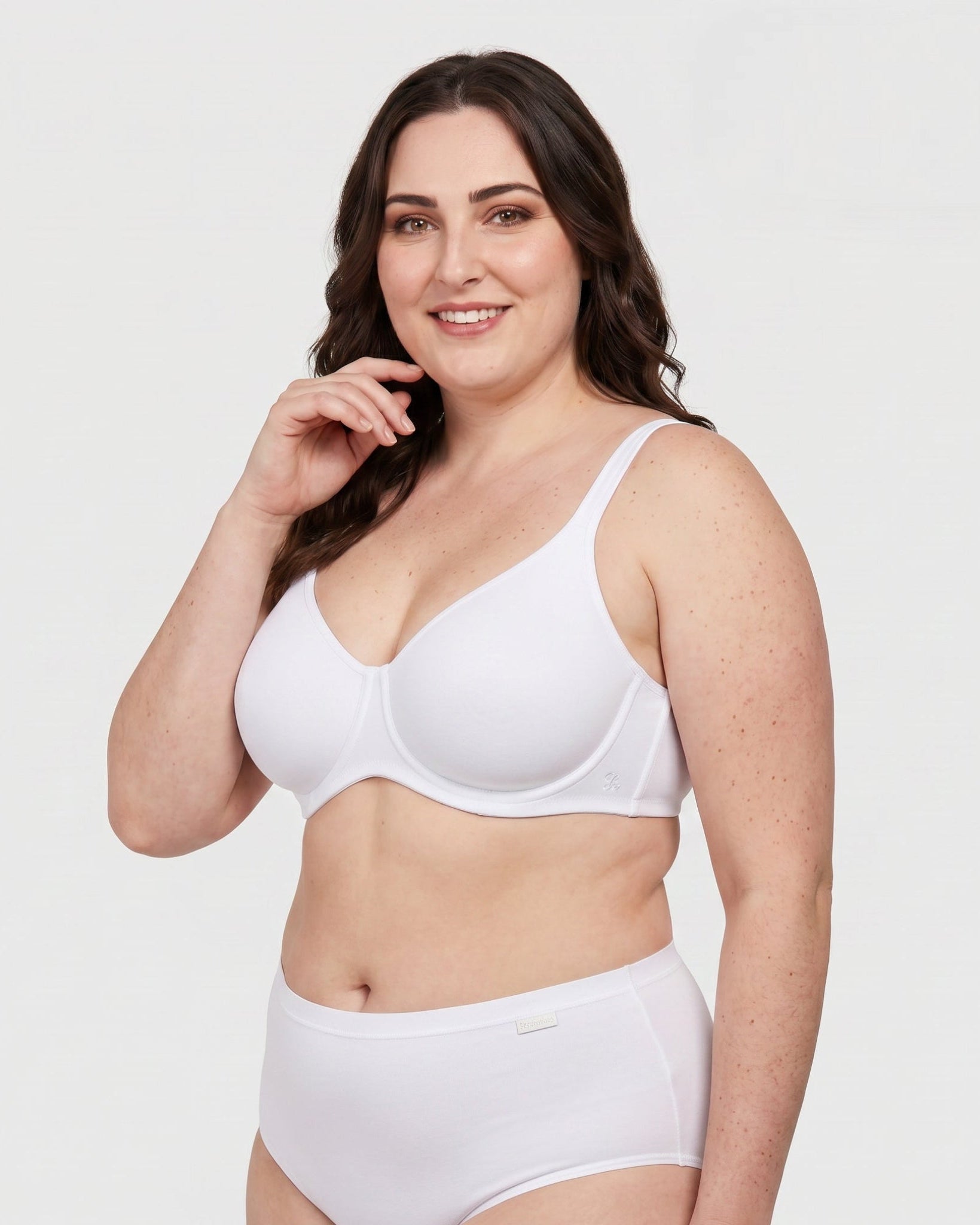 Soft Sculpt Minimizer Bra – Seamless & Cooling